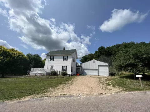 e16797 Maple Lane, Kendall, WI 54638