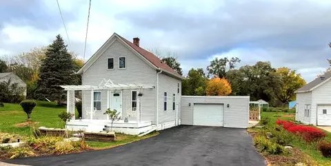 239 W Dawson Ave, Beloit, WI 53511 photo 1