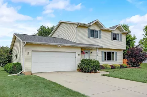 446 Valley View Dr, Poynette, WI 53955