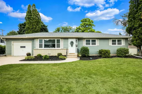 919 Laura St, Sun Prairie, WI 53590