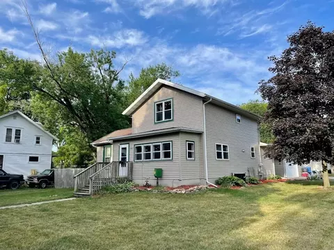 901 E 4th Ave, Brodhead, WI 53520