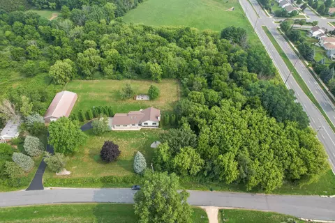 4484 Rustic Dr, Madison, WI 53718