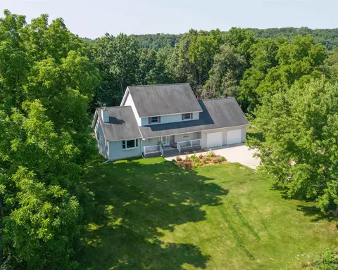 21733 Clay Ave, Warrens, WI 54666