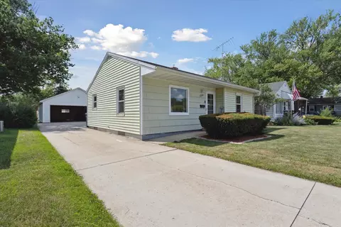 1234 S Terrace St, Janesville, WI 53546