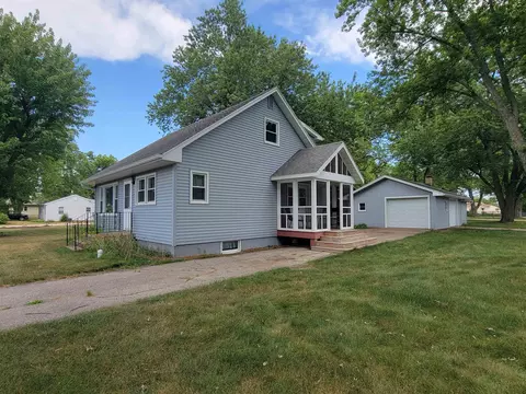 2055 S Corene Ave, Beloit, WI 53511