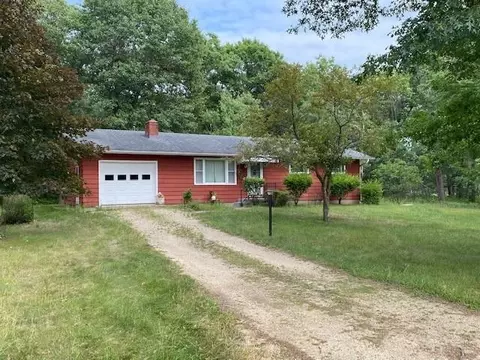n8772 County Road H, Camp Douglas, WI 54618