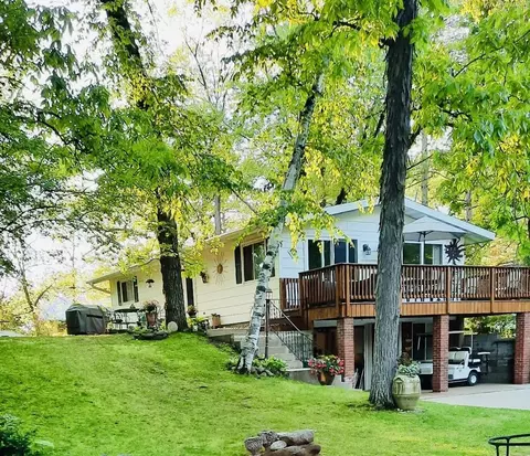 n4165 North Parkway Drive, Markesan, WI 53946