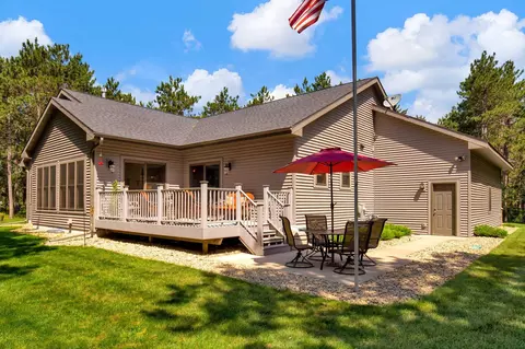 1477 Spyglass Ct, Nekoosa, WI 54457