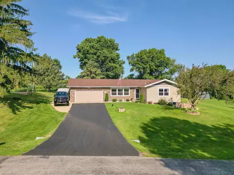 3435 Valley Woods Dr, Verona, WI 53593