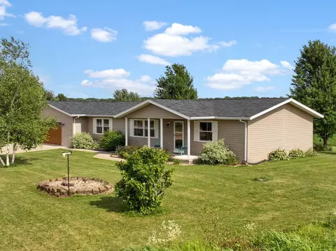3685 Sand Hill Crane Rd, Blanchardville, WI 53516