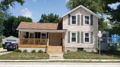 212 E Davis St, Beaver Dam, WI 53916