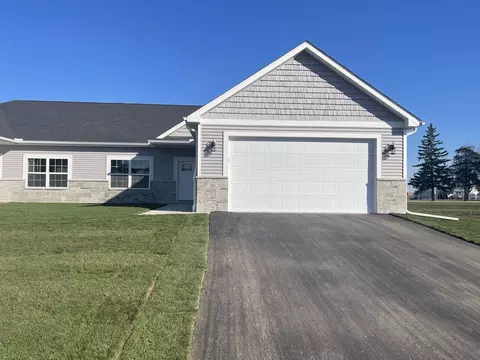 311 Teri Lee Ln, Orfordville, WI 53576
