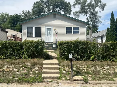2011 Lenox Ave, Beloit, WI 53511 photo 1