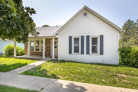 640 Washington St, Darlington, WI 53530