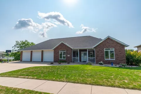 309 Oriole Ln, Cambridge, WI 53523