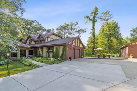 s9671 Wilhelm Drive, Prairie Du Sac, WI 53578
