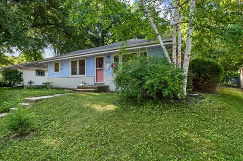 921 Havey Rd, Madison, WI 53704