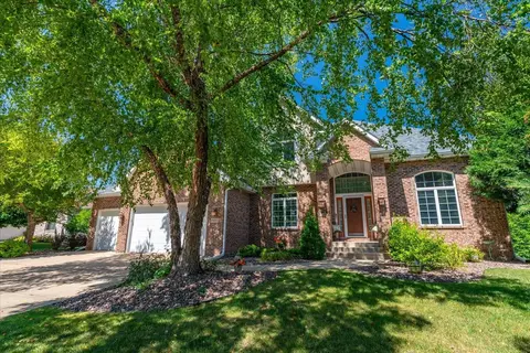 1820 Essex Dr, Sun Prairie, WI 53590