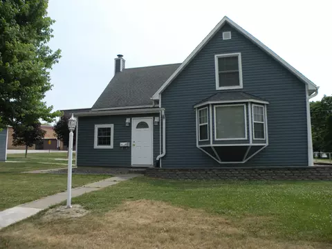 540 Pleasant St, Bloomington, WI 53804