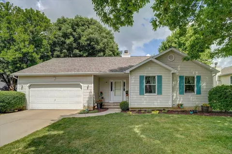 744 Whalen Rd, Verona, WI 53593