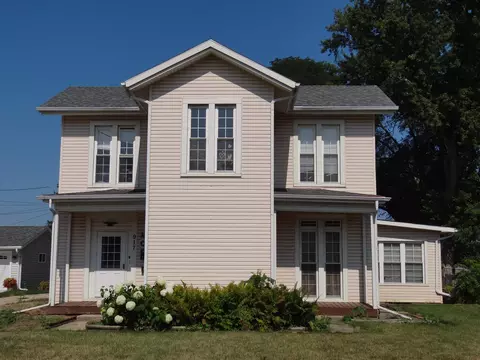 917 Milton Ave, Janesville, WI 53545
