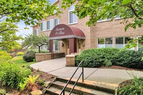 1605 S Golf Gln #H, Madison, WI 53704
