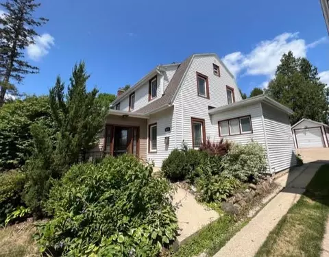 2246 Rowley Ave, Madison, WI 53726