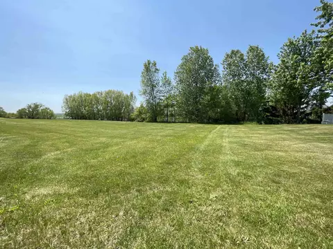 333 Eastridge Cir, Reedsburg, WI 53959