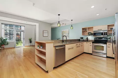 309 W Washington Ave #505, Madison, WI 53703