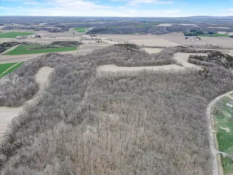 68 70 Acres Kahl Rd, Black Earth, WI 53515