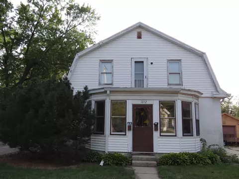 1212 Beloit Ave, Janesville, WI 53546