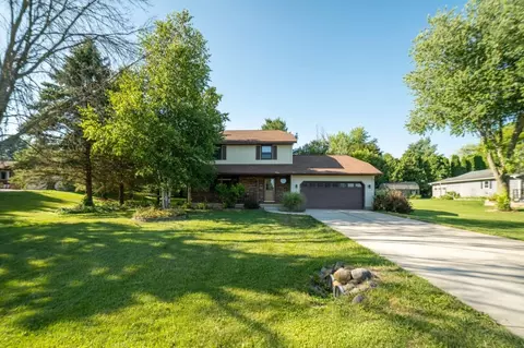3922 Sunnyvale Dr, Deforest, WI 53532