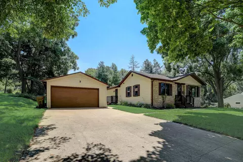 111 W Lakeview Ave, Madison, WI 53716