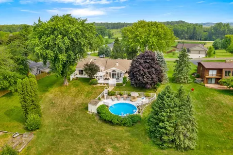 w9031 Heritage Hills Road, Beaver Dam, WI 53916