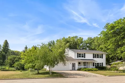 563 Highknocker Trl, Green Lake, WI 54941