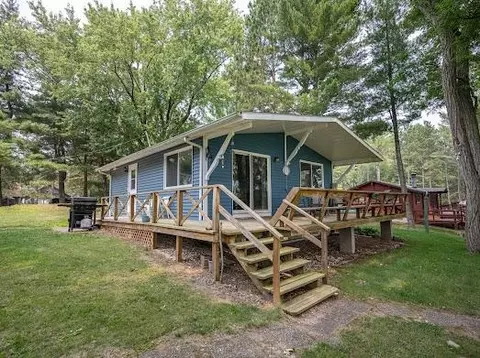 1321 Gem Ct, Wisconsin Dells, WI 53965
