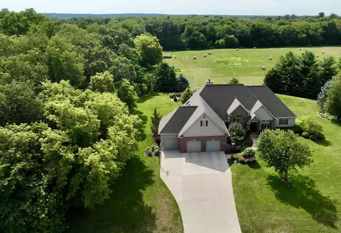 5605 N Waterman Dr, Milton, WI 53563