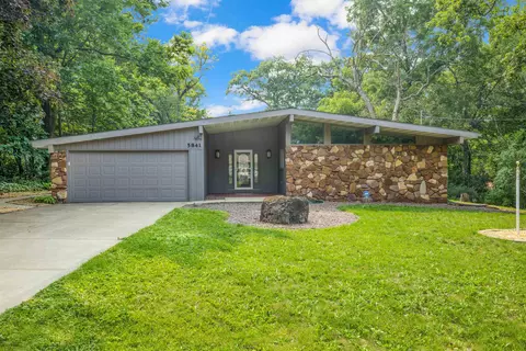5841 Pond Rd, Madison, WI 53718