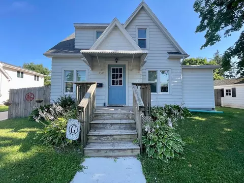 2535 13th St, Monroe, WI 53566