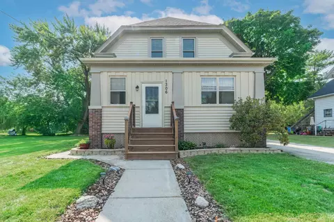 1306 N 2nd St, Watertown, WI 53098