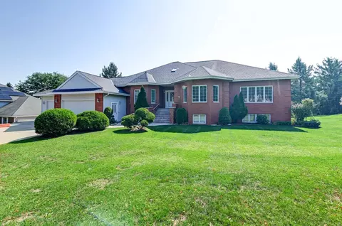 7417 Welton Dr, Madison, WI 53719