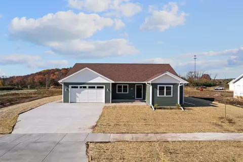 511 Roosevelt St, Baraboo, WI 53913