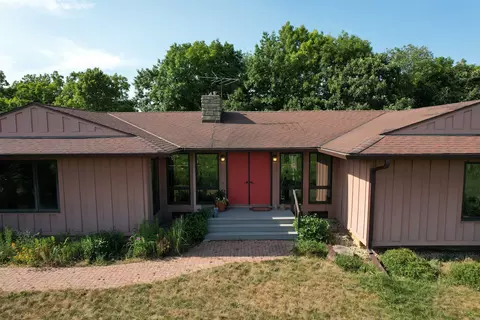 9738 Overland Rd, Mount Horeb, WI 53572