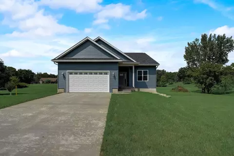 N6745 Clover Lane, Pardeeville, WI 53954