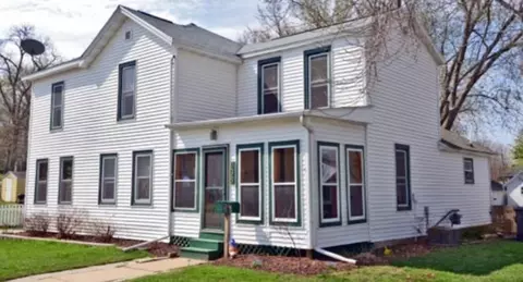 408 S Madison St, Stoughton, WI 53589
