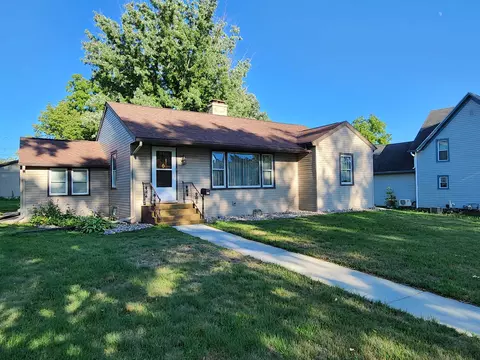 522 Capital St, Wisconsin Dells, WI 53965