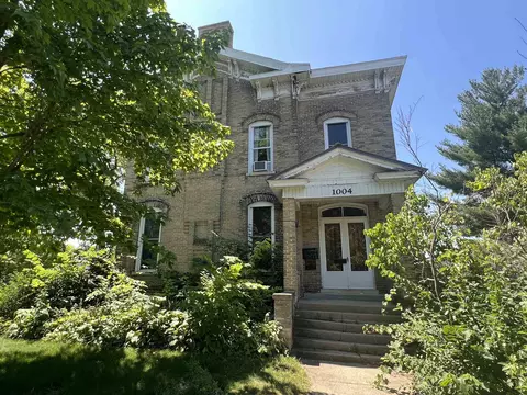 1004 Dunn St, Portage, WI 53901