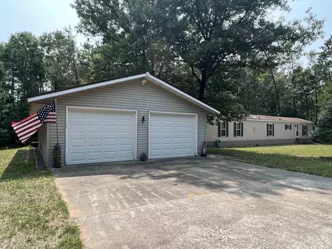 1447 Deerborn Ct, Adams, WI 53910