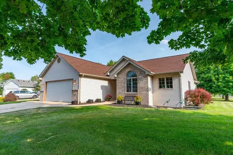 2312 Richmond Ct, Sun Prairie, WI 53590