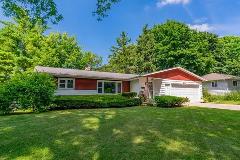 4706 Retana Dr, Madison, WI 53714